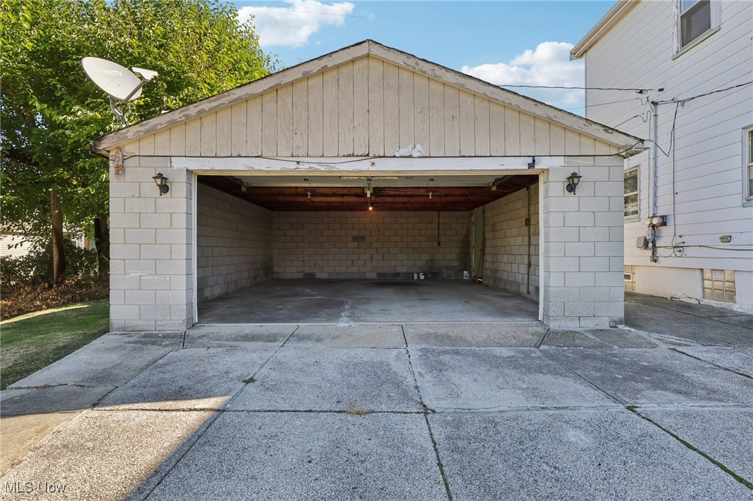 1357 W 69th Street Cleveland OH 44102