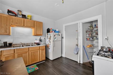 11201 Melba Avenue Cleveland OH 44104