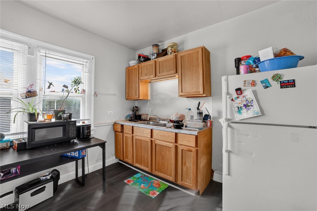 11201 Melba Avenue Cleveland OH 44104