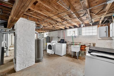 11201 Melba Avenue Cleveland OH 44104