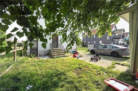 11201 Melba Avenue Cleveland OH 44104
