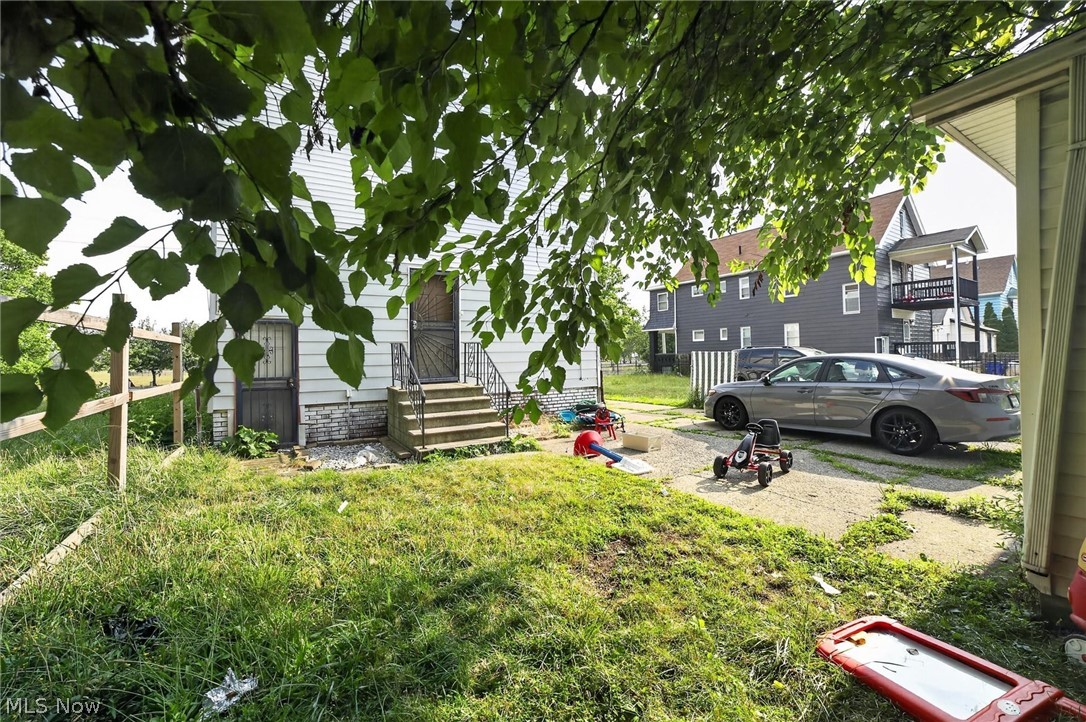 11201 Melba Avenue Cleveland OH 44104