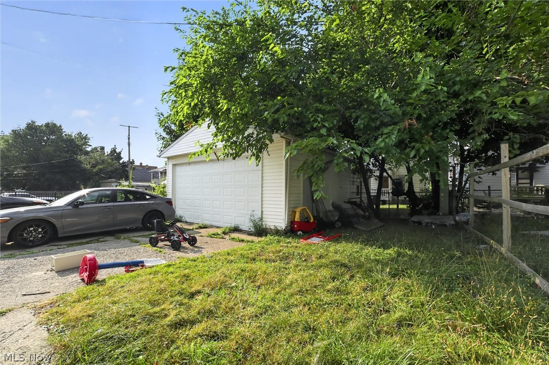 11201 Melba Avenue Cleveland OH 44104