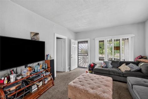 11201 Melba Avenue Cleveland OH 44104