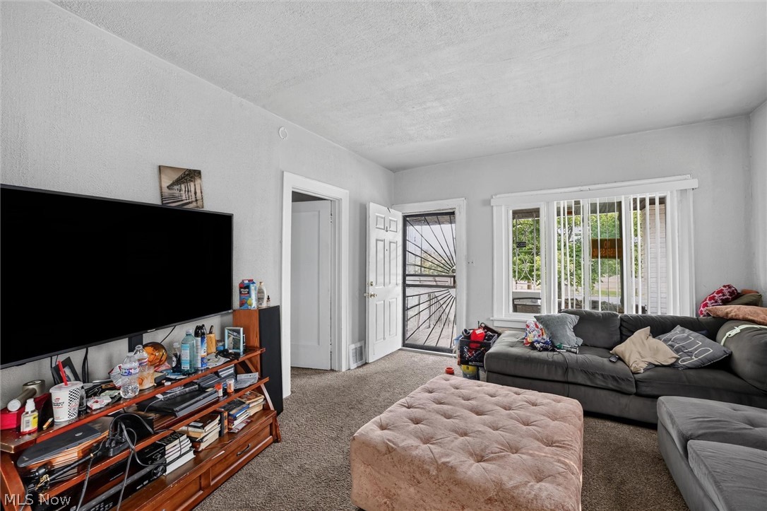 11201 Melba Avenue Cleveland OH 44104