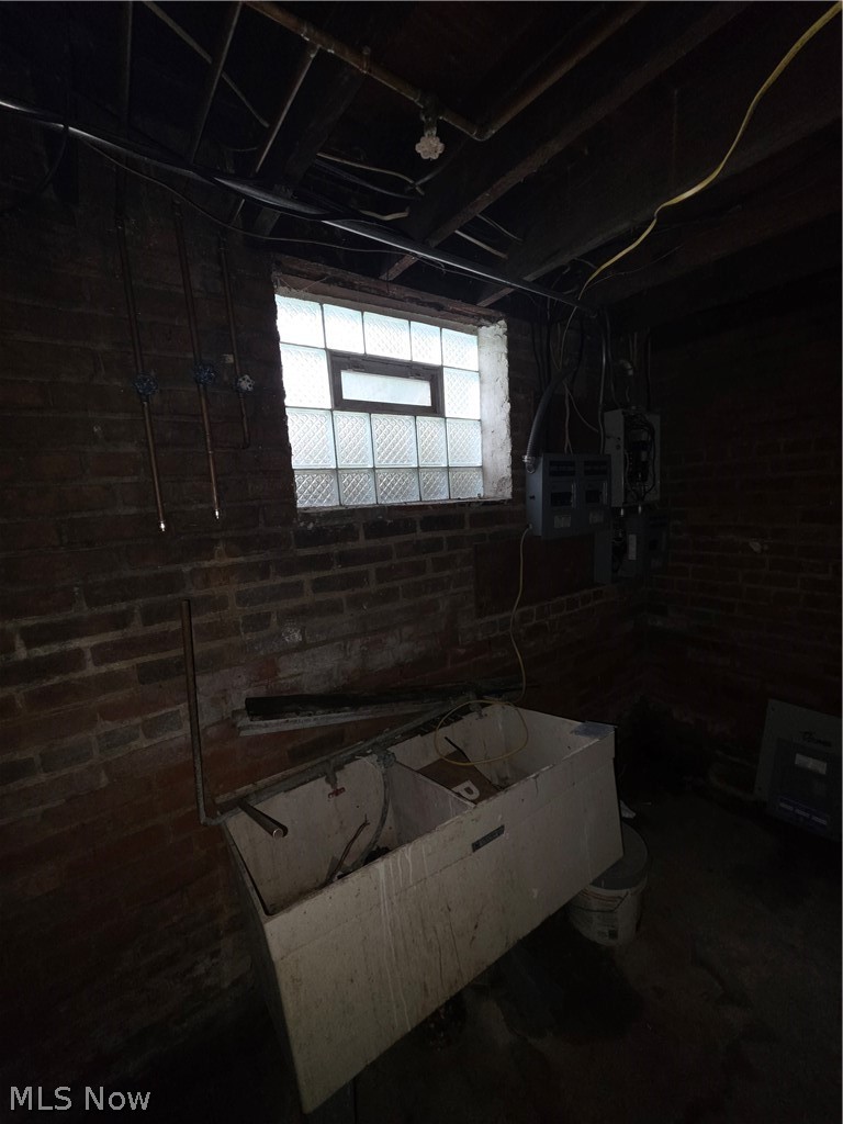 697 Eddy Road Cleveland OH 44108