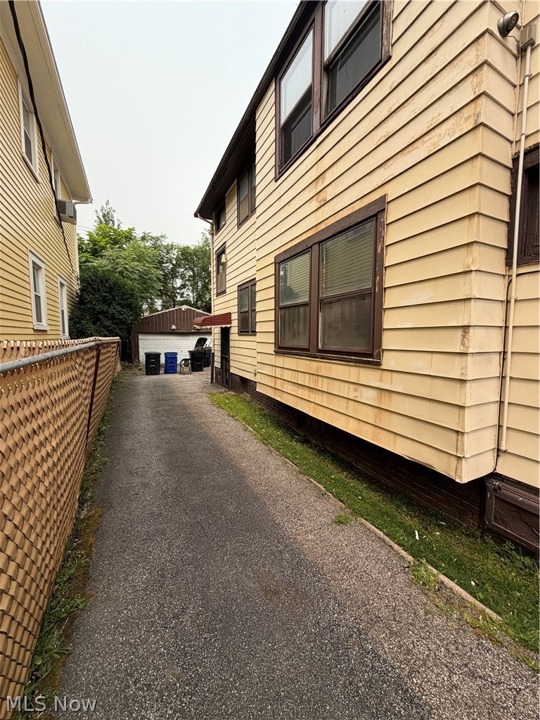 3544 E 110th Street Cleveland OH 44105
