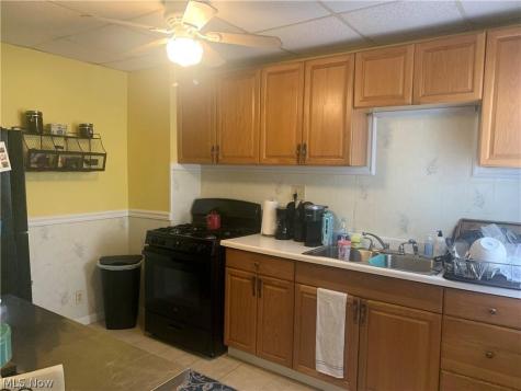 3219 W 112th Street Cleveland OH 44111
