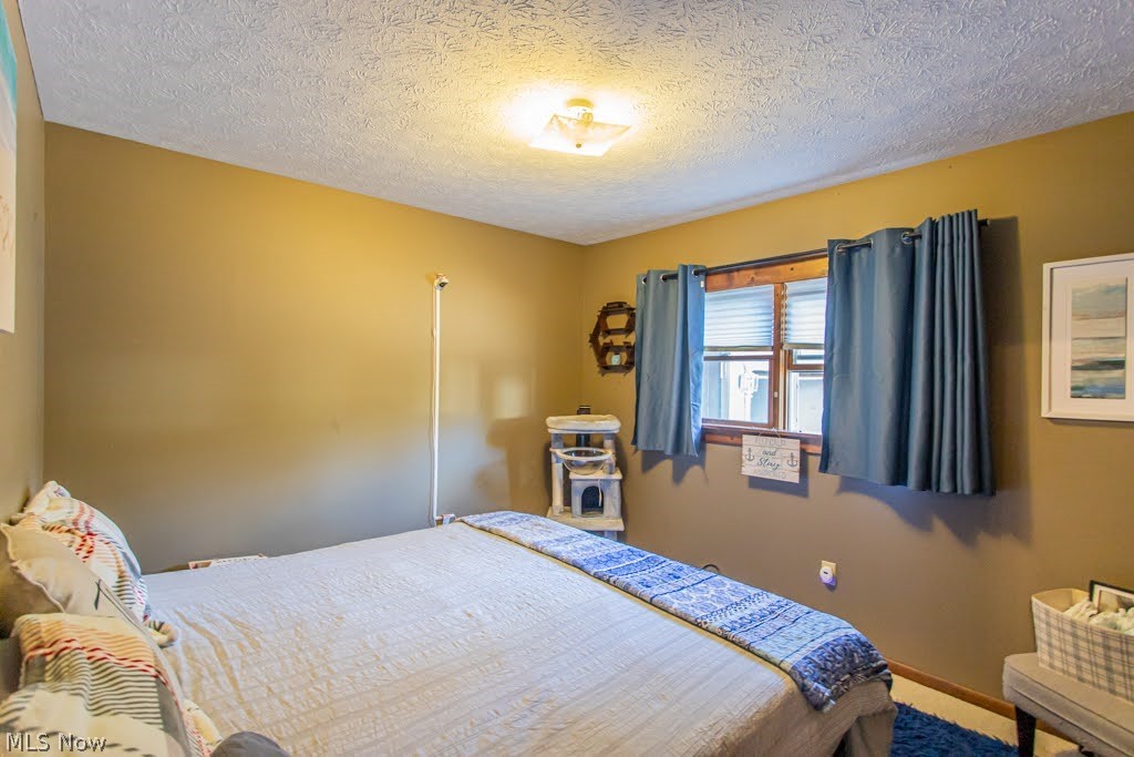 160 -162 Heritage Lane Cortland OH 44410