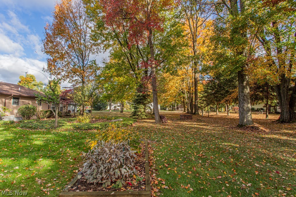 160 -162 Heritage Lane Cortland OH 44410