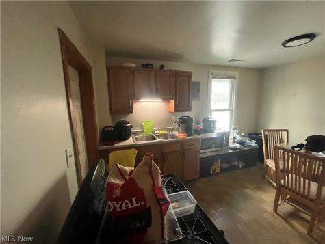 3688 W 15th Street Cleveland OH 44109