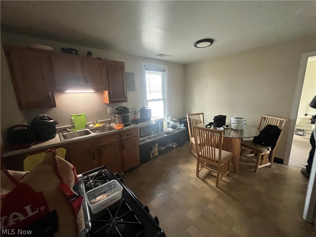 3688 W 15th Street Cleveland OH 44109
