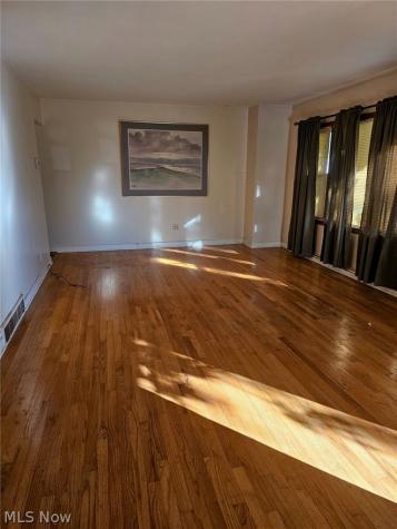 87 W Woodsdale Avenue Akron OH 44301