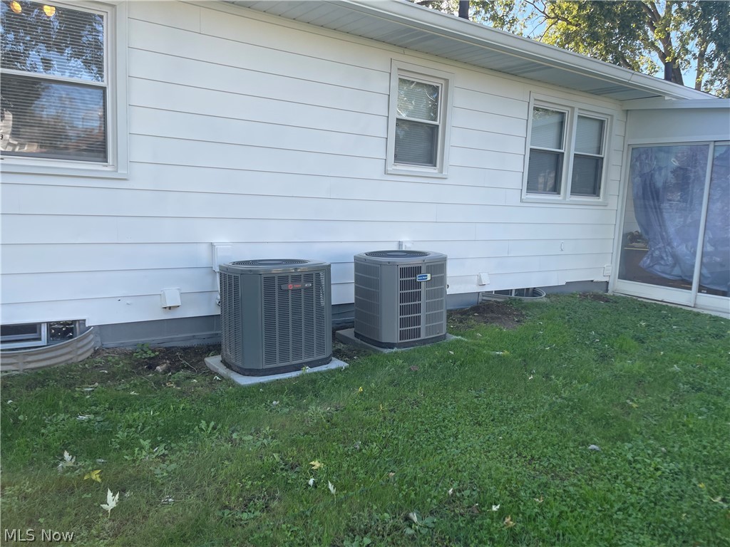 87 W Woodsdale Avenue Akron OH 44301