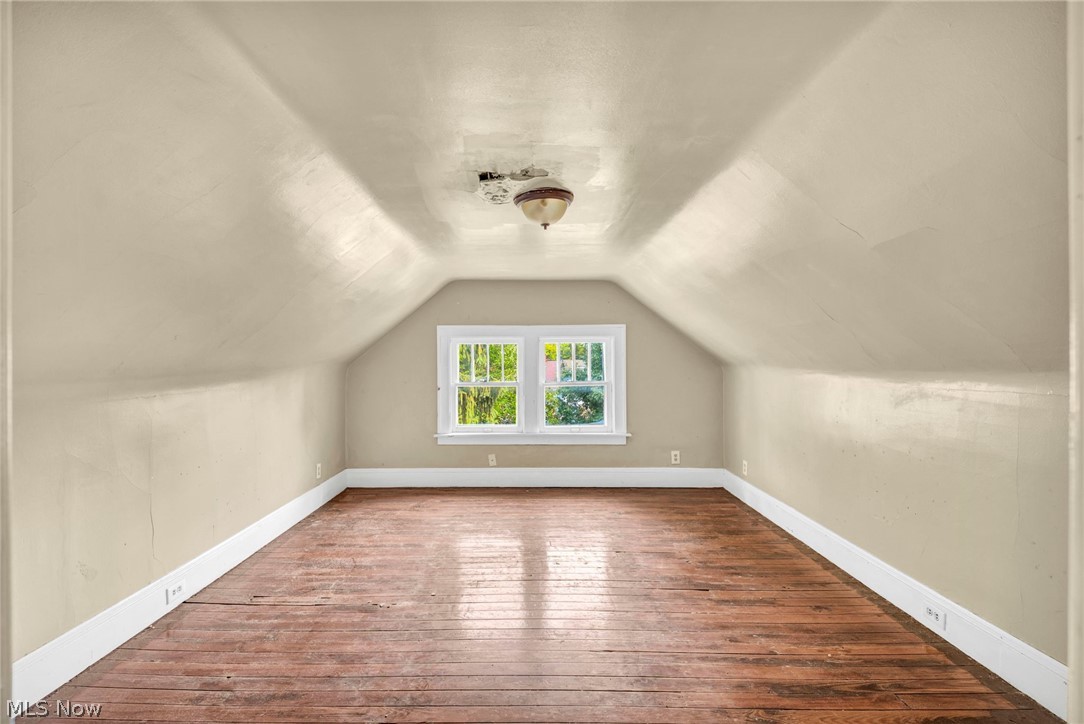 2103 Cottage Grove Drive Cleveland Heights OH 44118