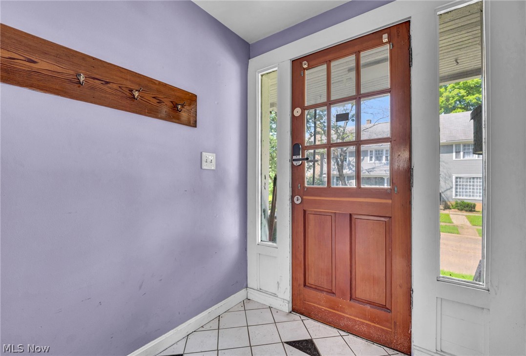 2103 Cottage Grove Drive Cleveland Heights OH 44118