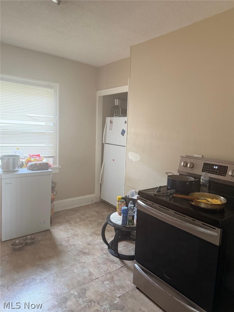 1645 Hillview Road Cleveland OH 44112