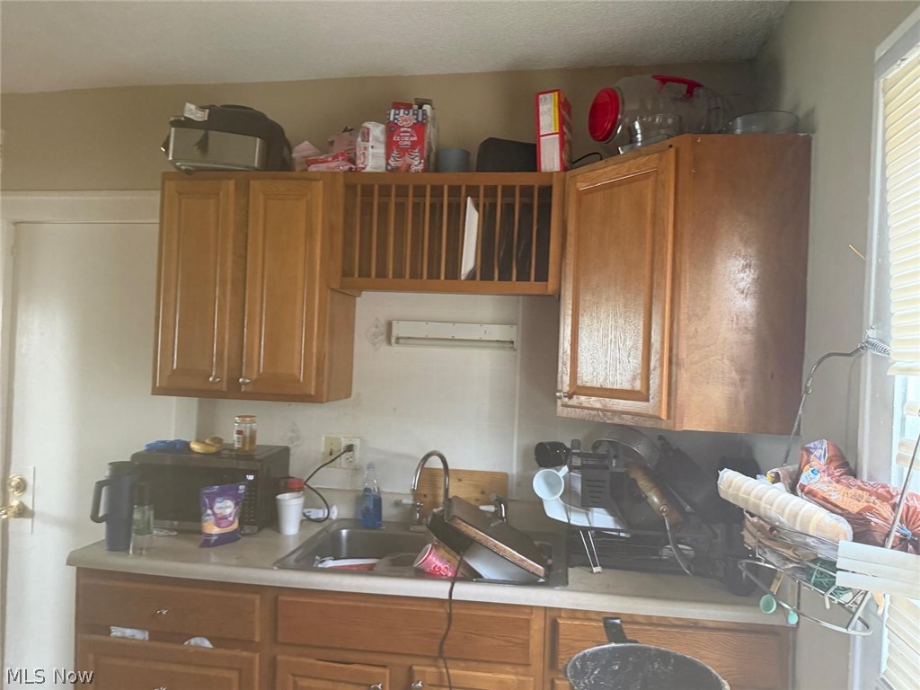 1645 Hillview Road Cleveland OH 44112