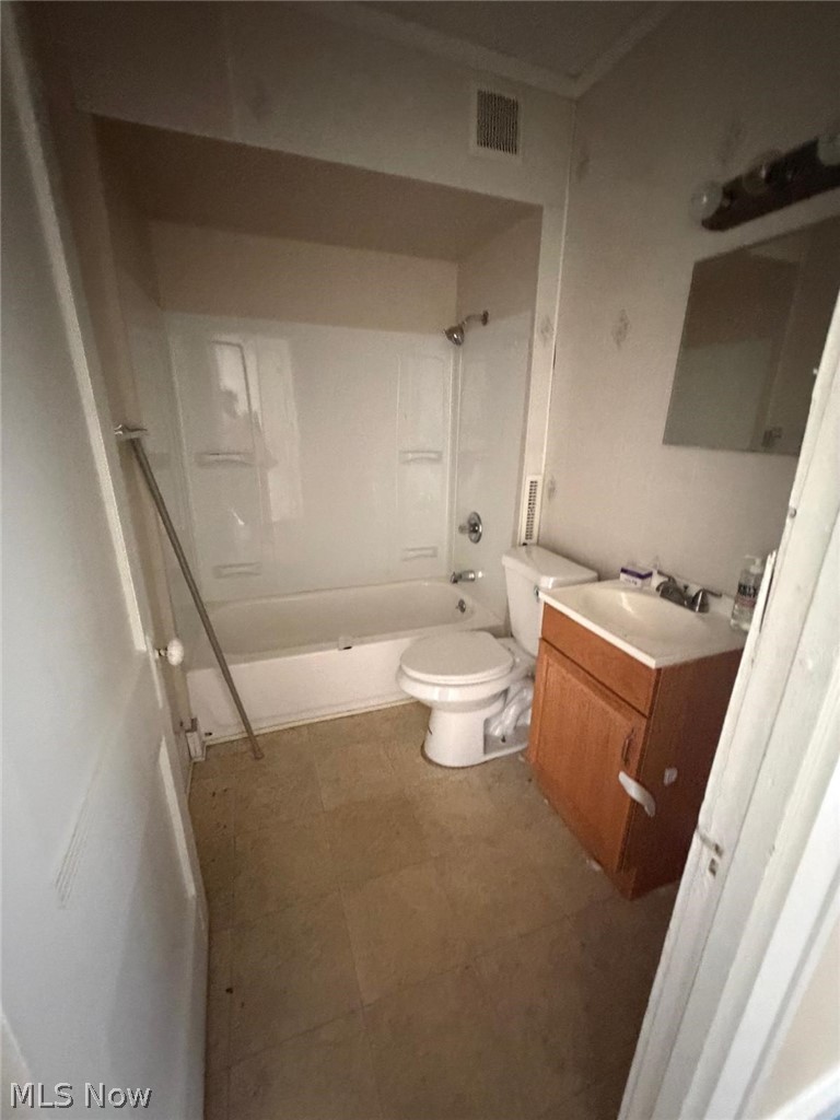 1645 Hillview Road Cleveland OH 44112