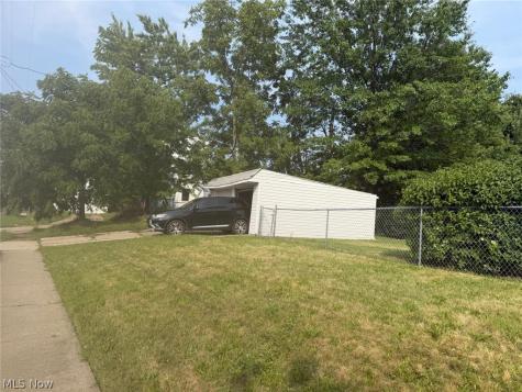 1645 Hillview Road Cleveland OH 44112