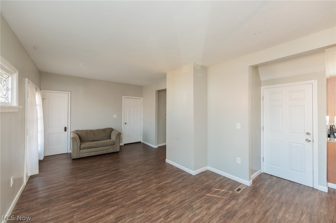 2035 Chesterland Avenue Lakewood OH 44107
