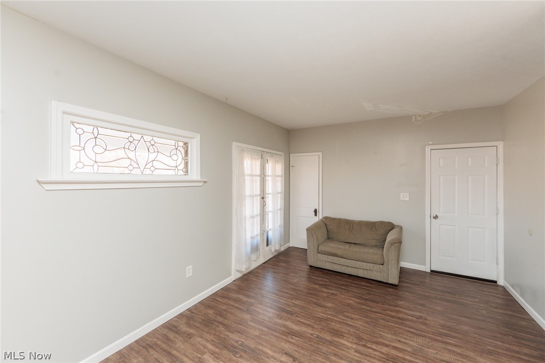 2035 Chesterland Avenue Lakewood OH 44107