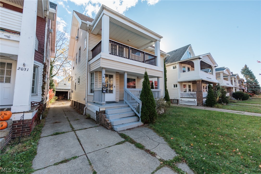 2035 Chesterland Avenue Lakewood OH 44107