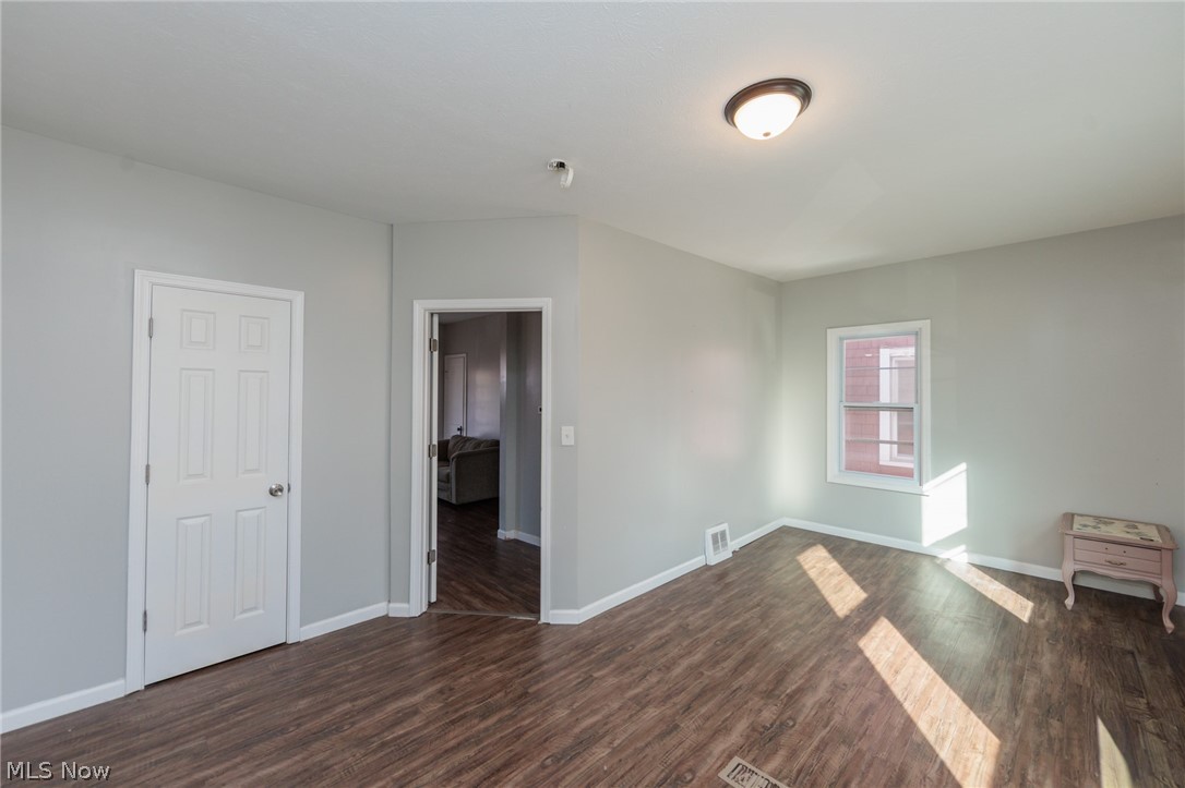 2035 Chesterland Avenue Lakewood OH 44107