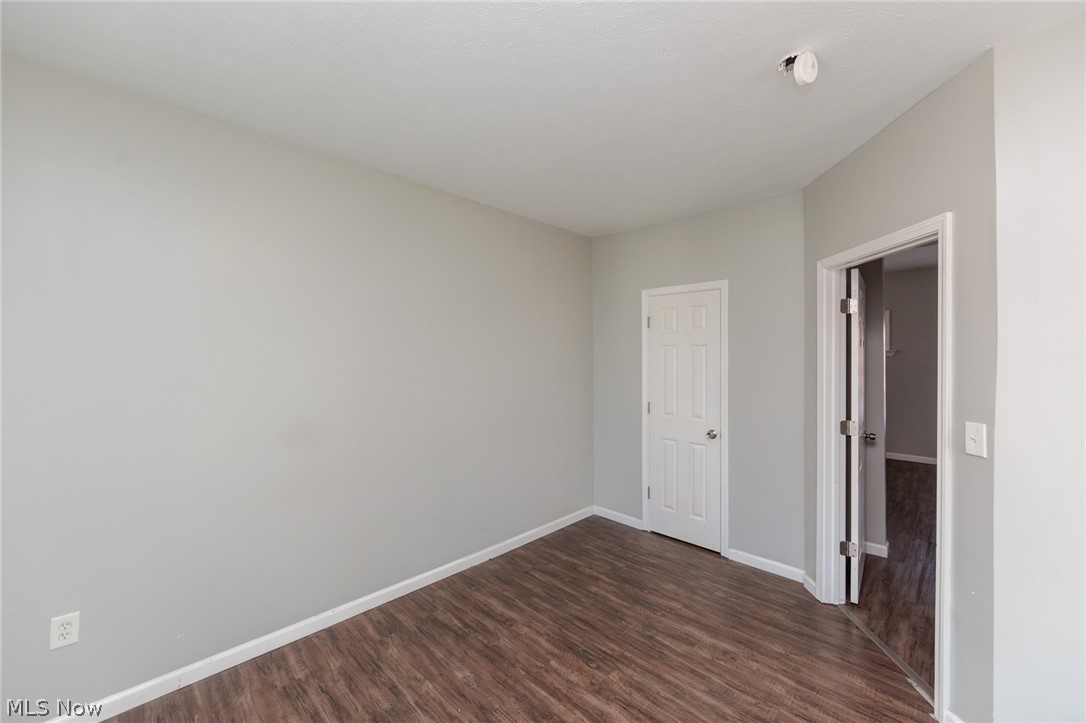 2035 Chesterland Avenue Lakewood OH 44107