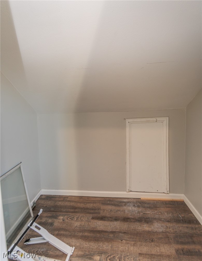 2035 Chesterland Avenue Lakewood OH 44107