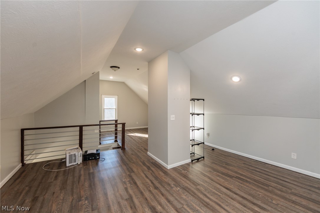 2035 Chesterland Avenue Lakewood OH 44107