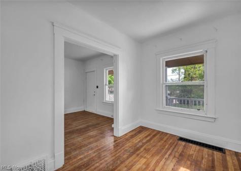 1516 W 116th Street Cleveland OH 44102