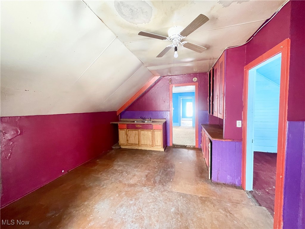 1593 E 45th Street Cleveland OH 44103