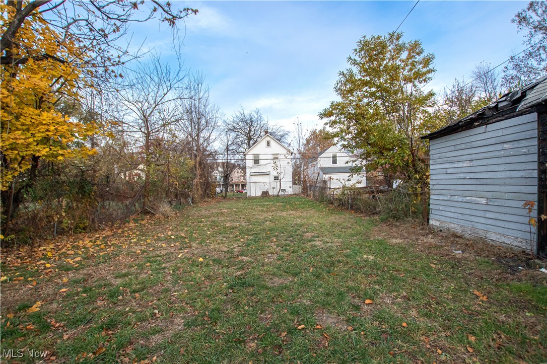 1593 E 45th Street Cleveland OH 44103