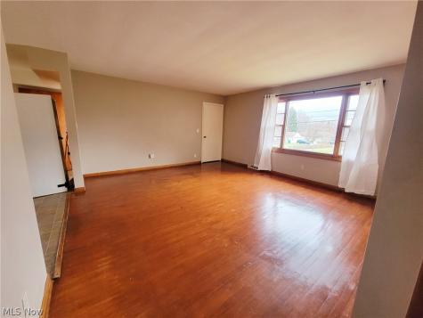 16684 Libby Road Maple Heights OH 44137