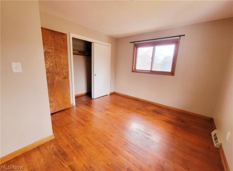 16684 Libby Road Maple Heights OH 44137