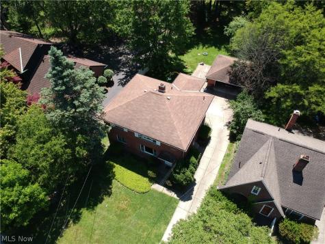 16684 Libby Road Maple Heights OH 44137