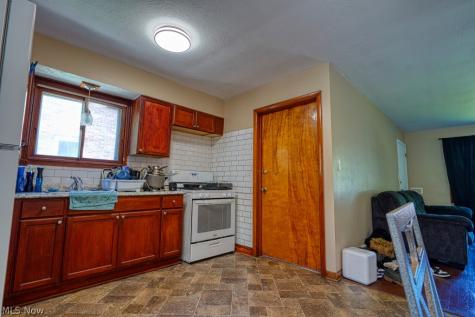 16684 Libby Road Maple Heights OH 44137
