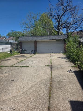 3045 Livingston Road Cleveland OH 44120