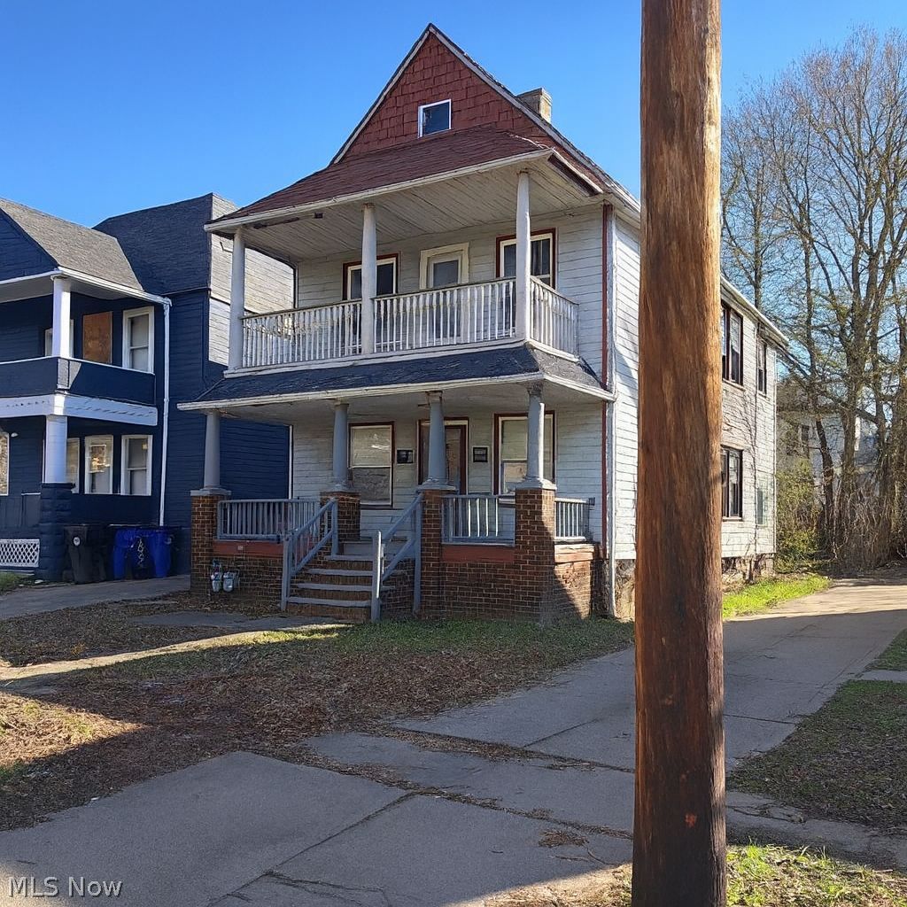 677 E 92nd Street Cleveland OH 44108