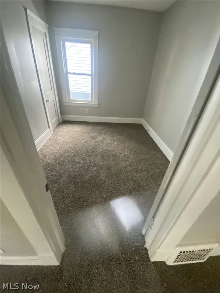 677 E 92nd Street Cleveland OH 44108