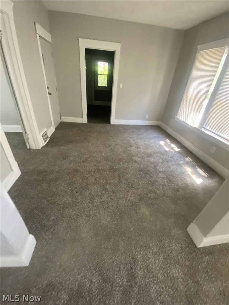 677 E 92nd Street Cleveland OH 44108