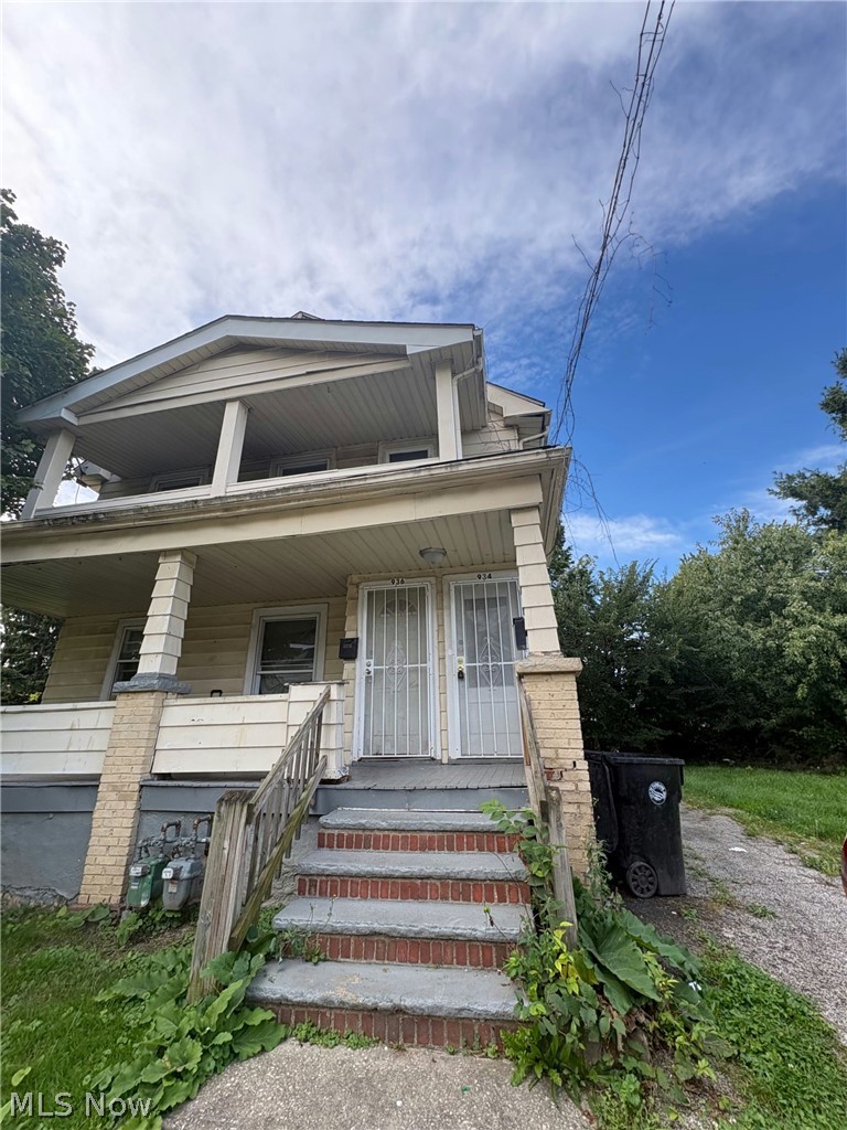 934 Alhambra Road Cleveland OH 44110
