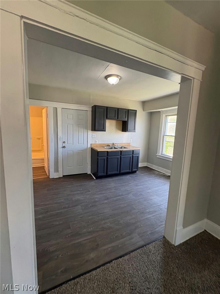 934 Alhambra Road Cleveland OH 44110