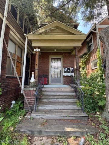 260 Oakdale Avenue Akron OH 44302