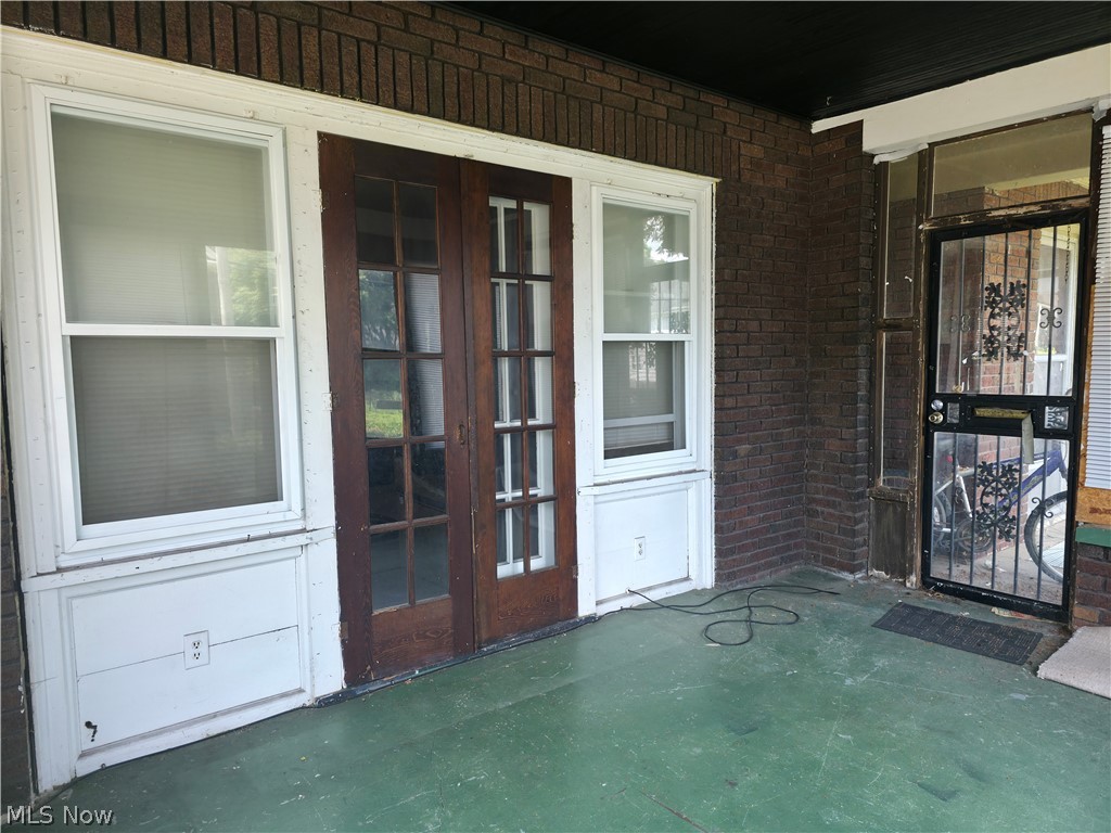 260 Oakdale Avenue Akron OH 44302