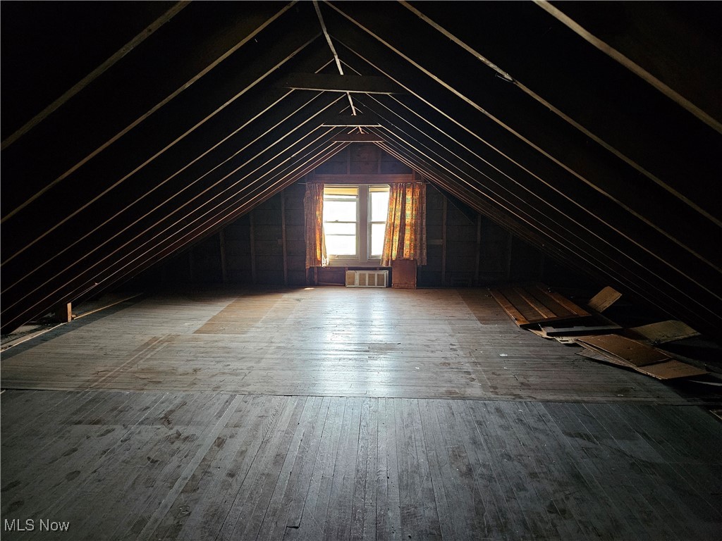 1650 Cohassett Avenue Lakewood OH 44107