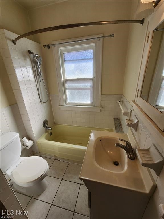 1650 Cohassett Avenue Lakewood OH 44107