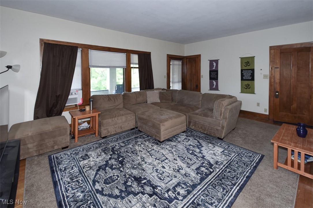 1650 Cohassett Avenue Lakewood OH 44107