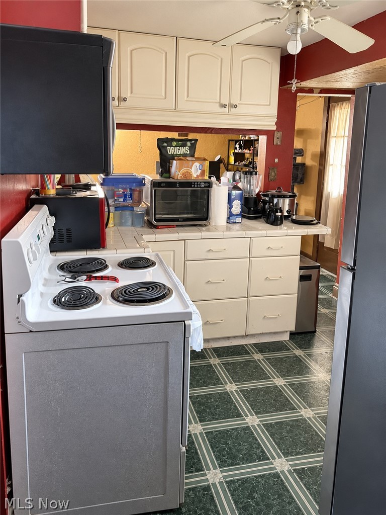 1267 Cleveland Street Salem OH 44460